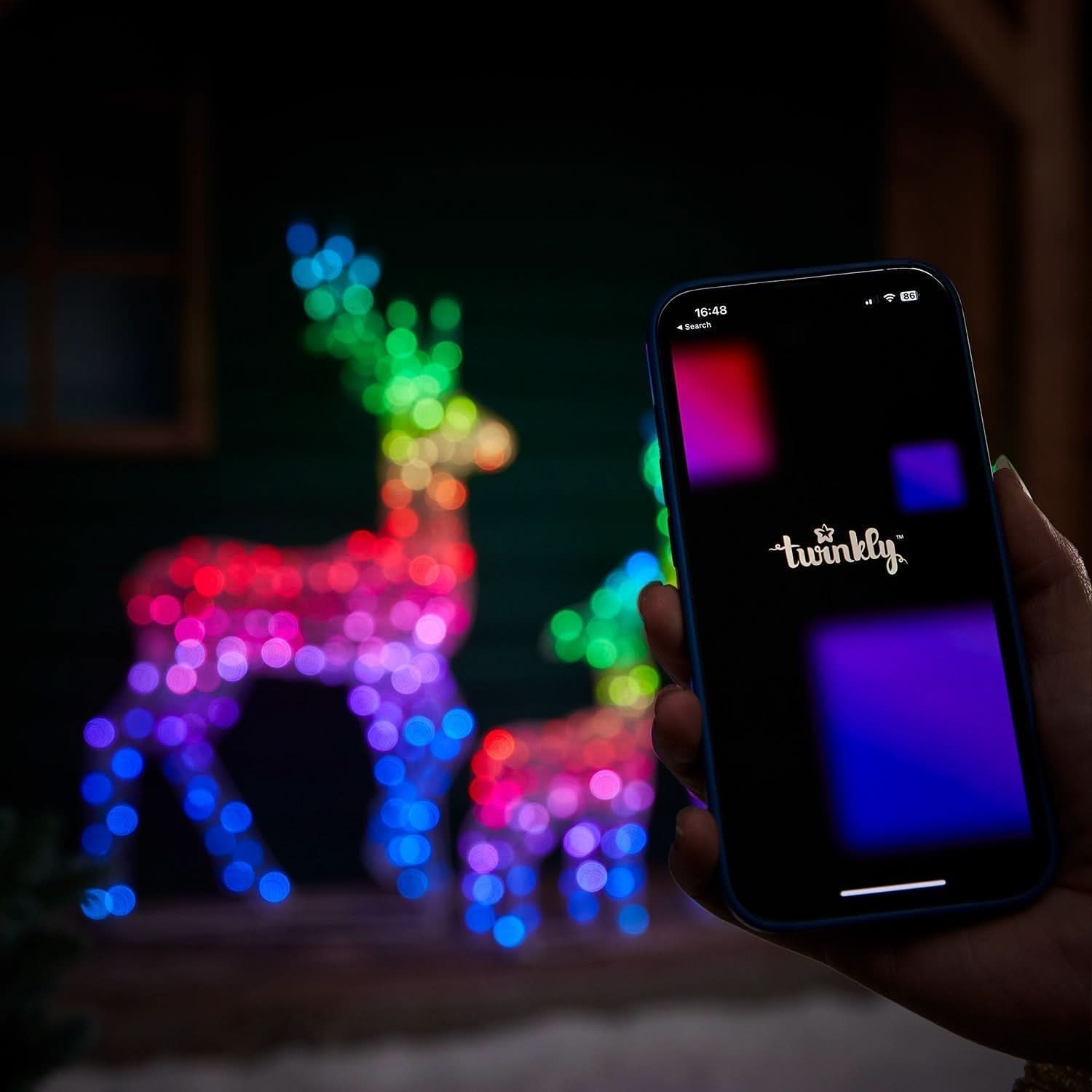 Conjunto de Renas Iluminadas com LED RGB Inteligente e Controle Wi-Fi