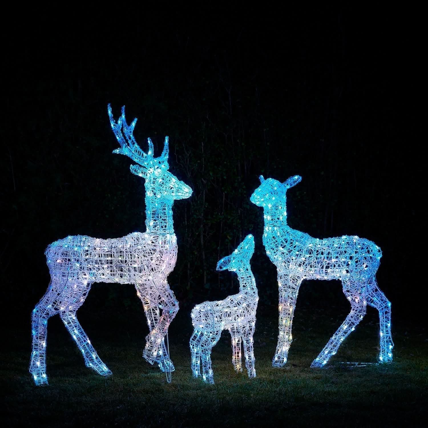 Conjunto de Renas Iluminadas com LED RGB Inteligente e Controle Wi-Fi