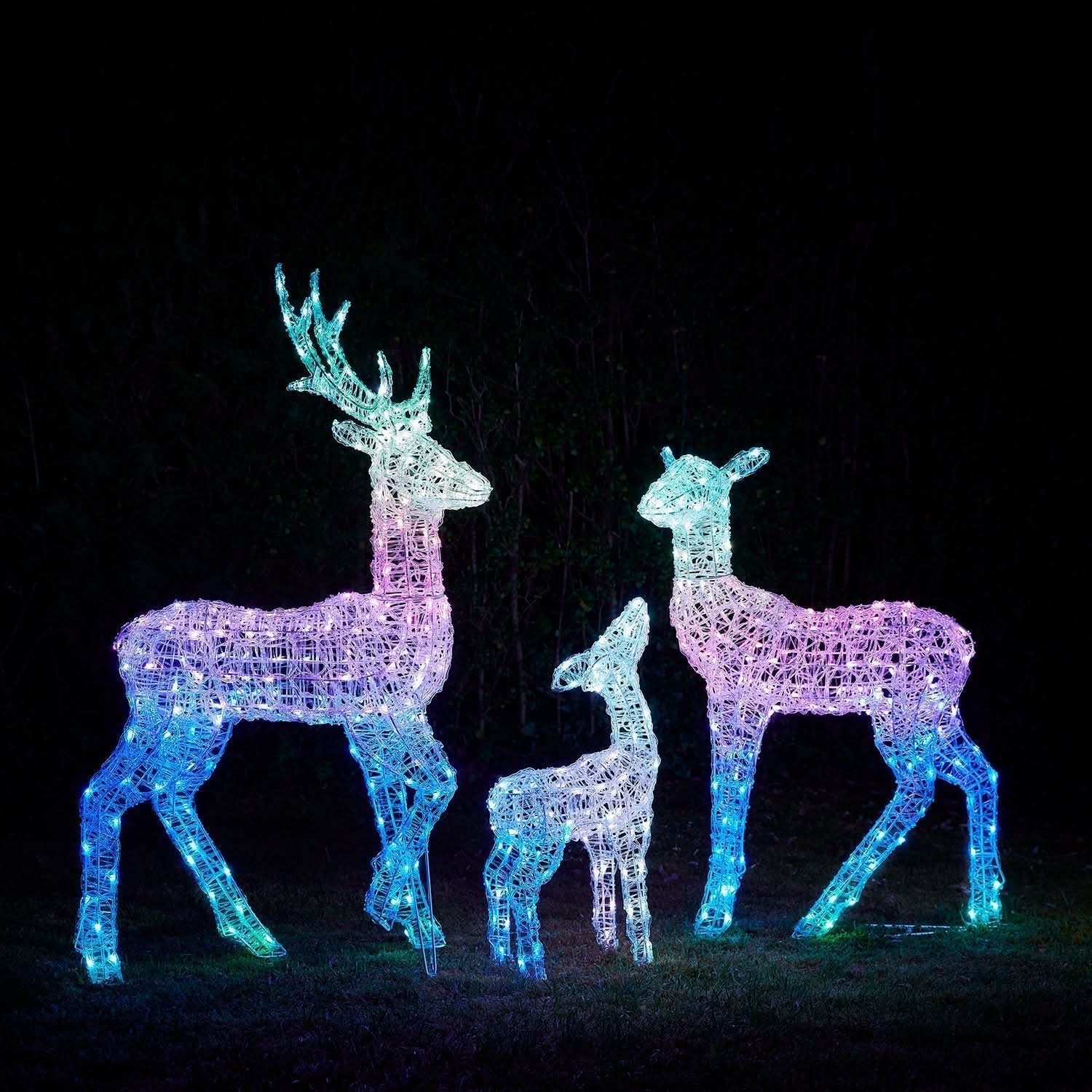 Conjunto de Renas Iluminadas com LED RGB Inteligente e Controle Wi-Fi