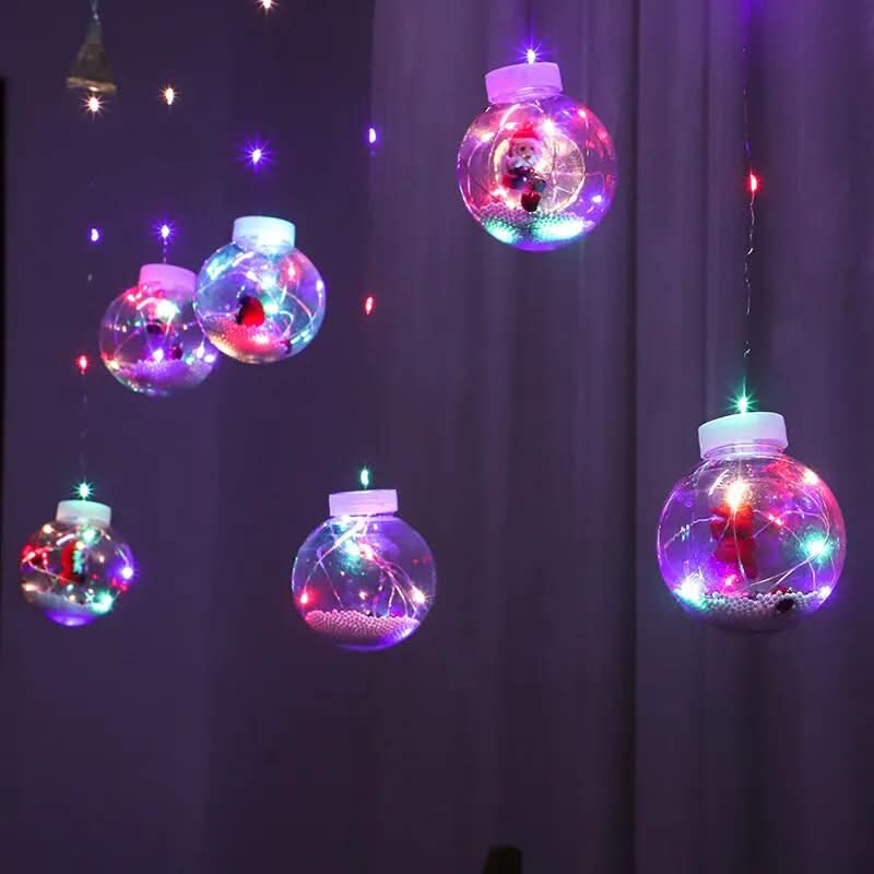 Decoração Natalina com Cortina de Luzes LED em Formato de Globos