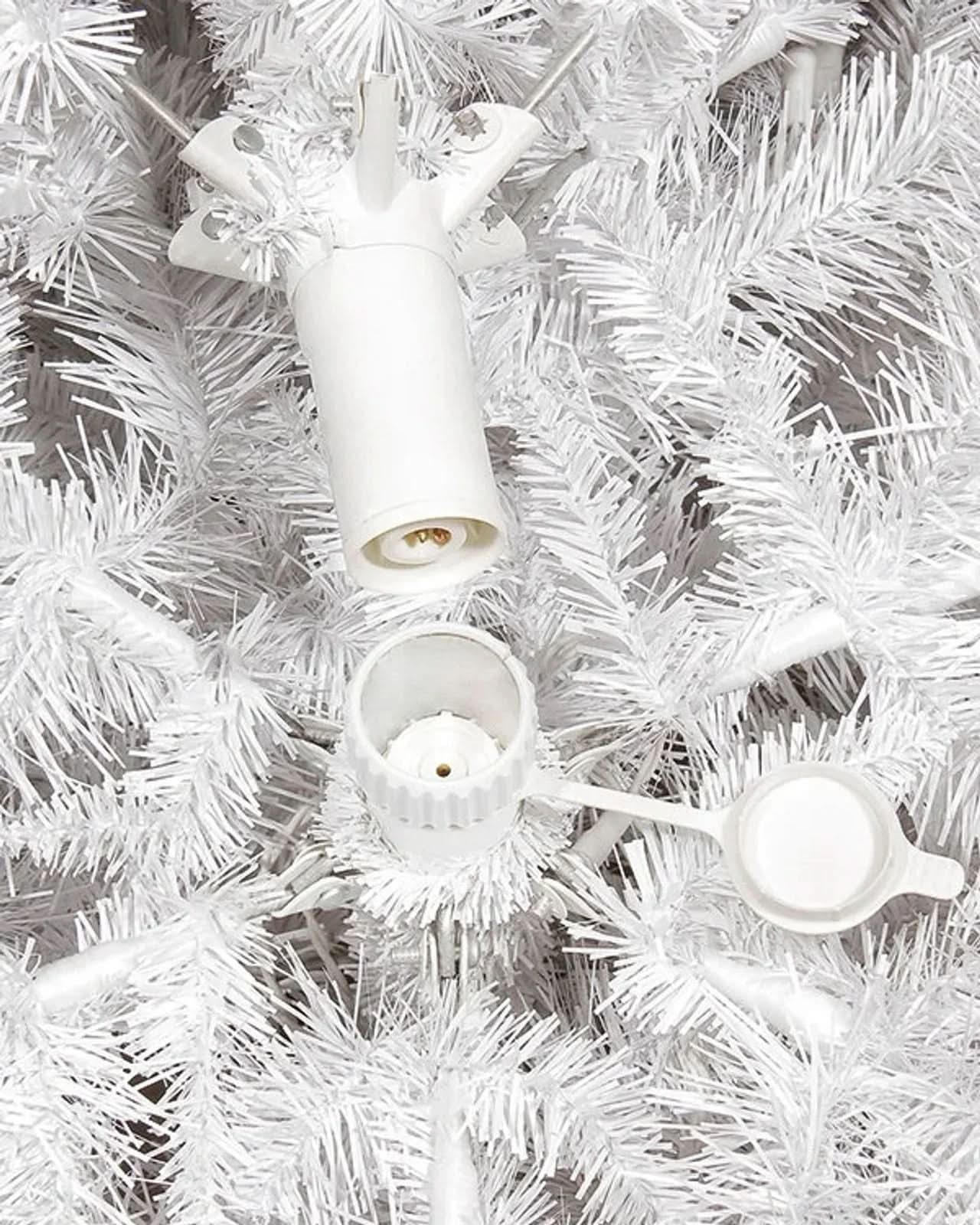 Árvore de Natal Branca Classic com Galhos Flexíveis, Base Metálica e Micro LEDs Integrados