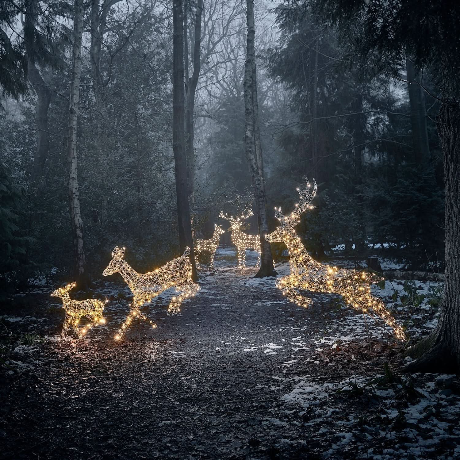 Conjunto de 5 Renas Natalinas Iluminadas com LED em Duas Cores