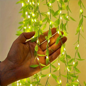 Iluminação Natalina com Folhas – Encanto e Magia em Cada Detalhe
