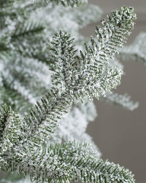 Árvore de Natal Nevada com Galhos Neve, Base Metálica e Micro LEDs Integrados