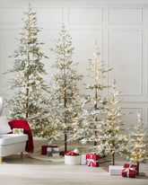 Árvore de Natal Nevada com Galhos Neve, Base Metálica e Micro LEDs Integrados