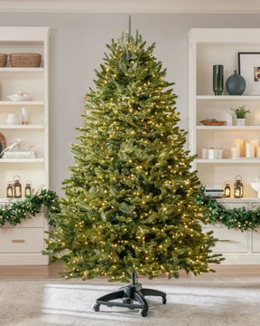 Árvore de Natal Verde Premium com Galhos Flexíveis, Base Metálica com Rodas e Micro LEDs Integrados